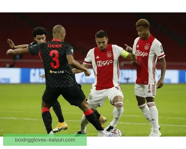 德甲欧普尔主场迎战对手，状态回暖受到关注