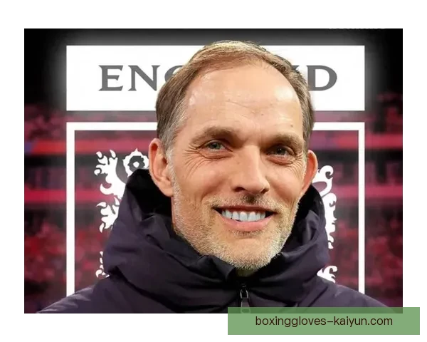 图赫尔对于边后卫角色的定位与战术运用逐渐明确，值得关注其战术调整的效果。