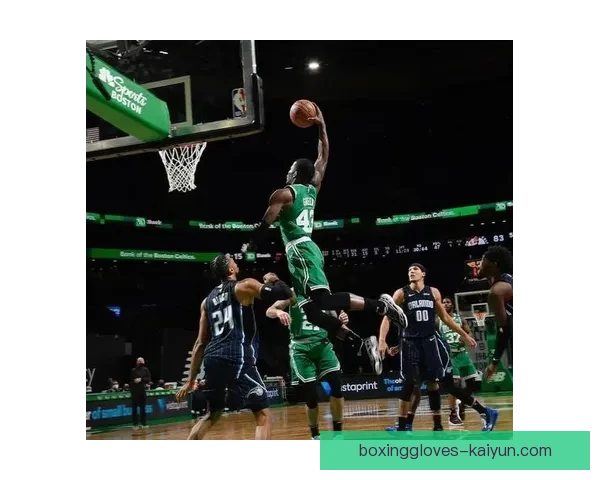 雷恩赛季预测：表现稳健的潜力与挑战并存，值得关注的发展趋势